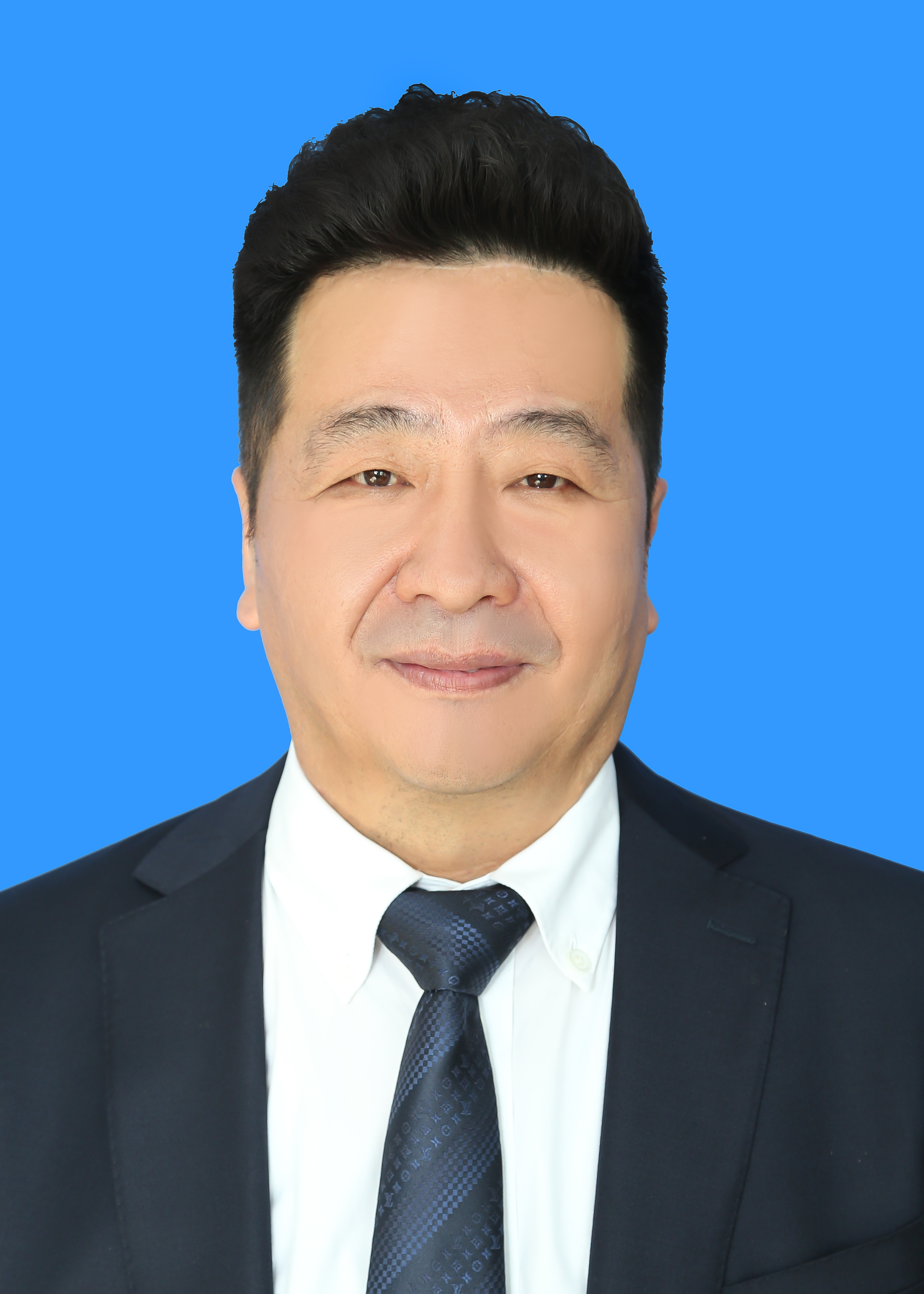 馬文義  集團(tuán)董事、董事長(zhǎng)、總經(jīng)理